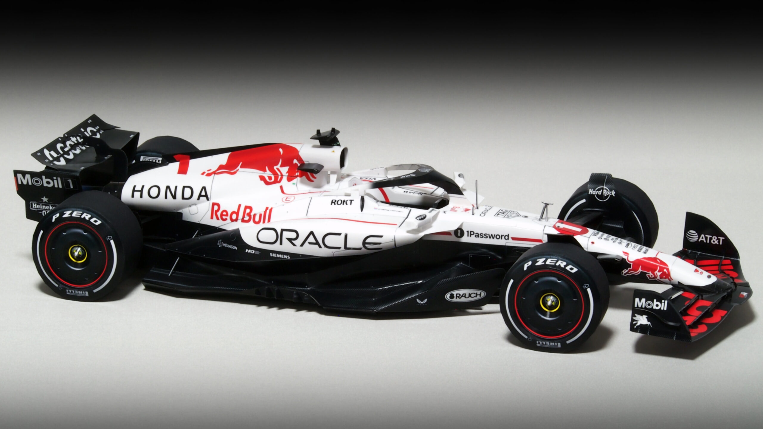 Red Bull RB21 - 2025 (Max Verstappen) - Imagem 3