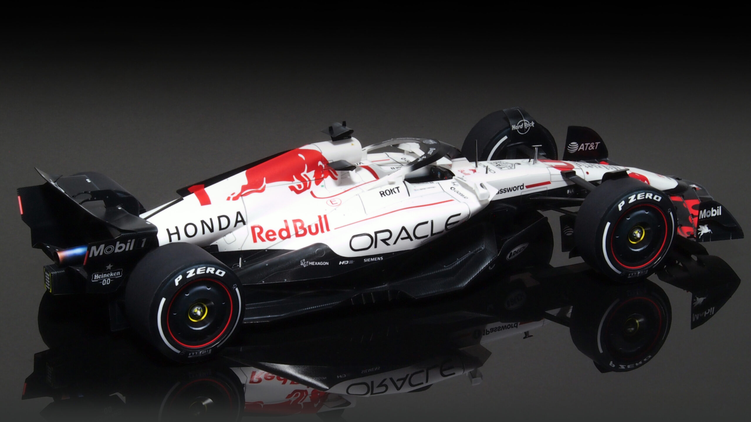 Red Bull RB21 - 2025 (Max Verstappen) - Imagem 5